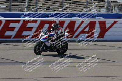 media/Aug-27-2022-Fastrack Riders (Sat) [[c588535105]]/Level 1/Session 1 Start Finish/